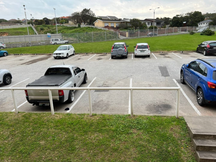 To Let 1 Bedroom Property for Rent in Kensington Eastern Cape